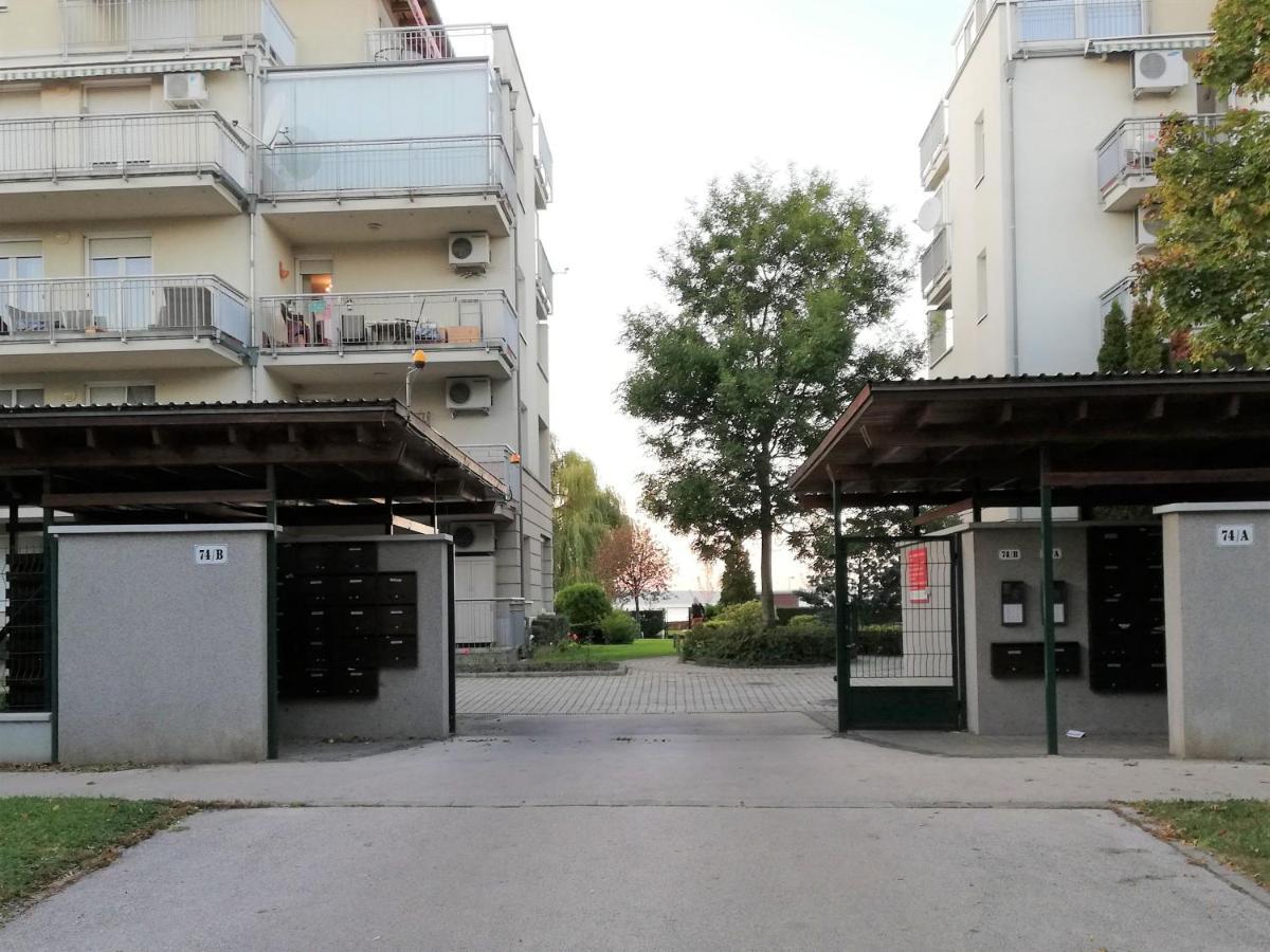 Bella Golden Beach Siofok Exterior photo